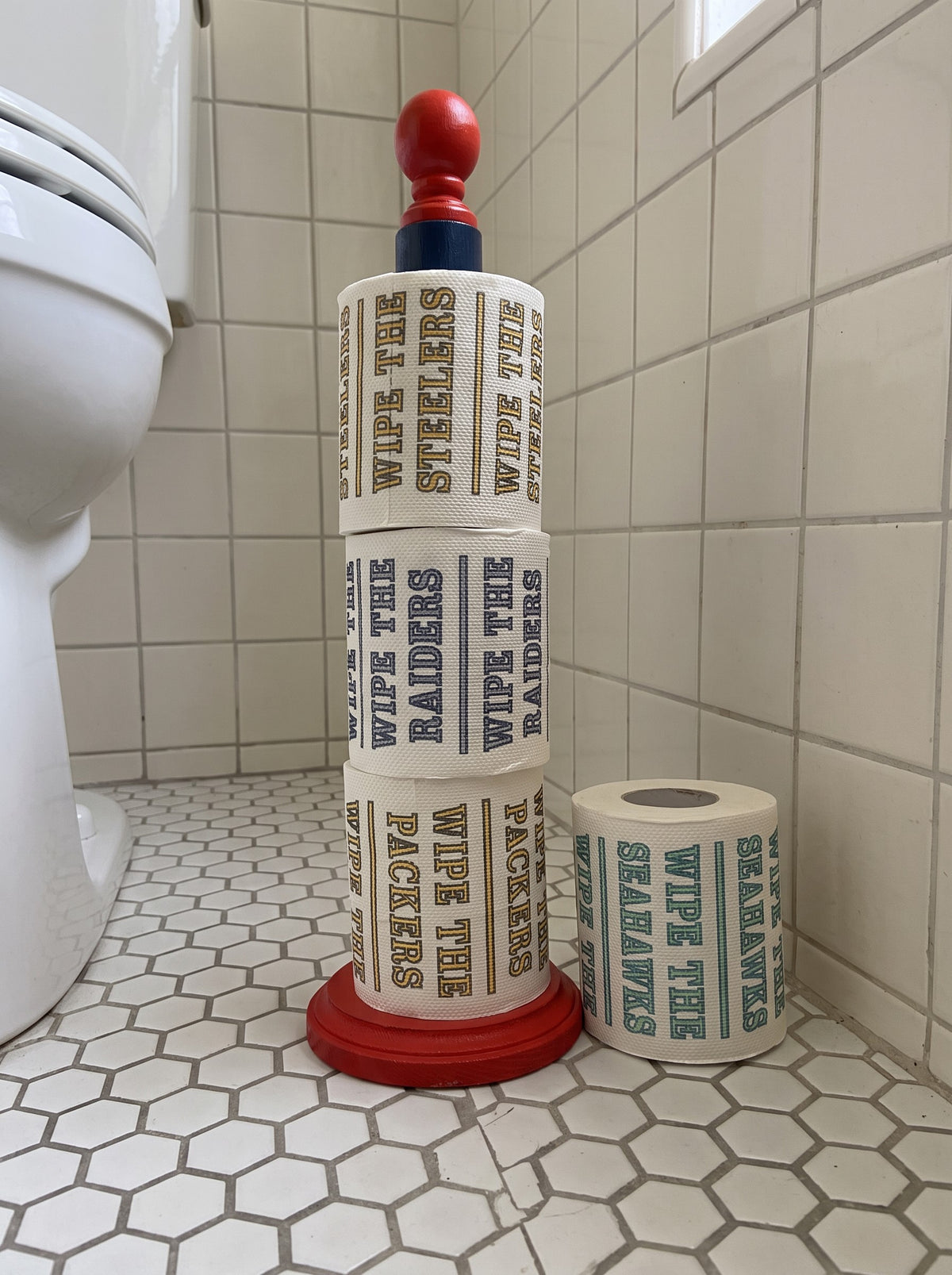 New England Patriots "Team Wipes" Stand.