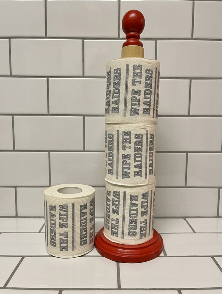 San Francisco 49ers "Team Wipes" Stand.